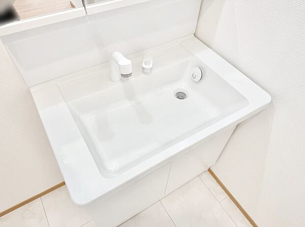 ■手洗いや顔を洗う時も快適に使える便利なシャワー