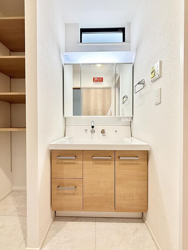 ■朝の準備がスムーズにできる広さです