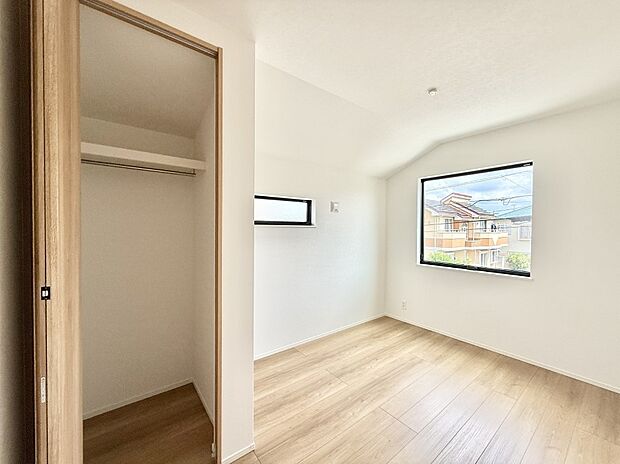 ■落ち着いた雰囲気のお部屋で心が安らぐ空間