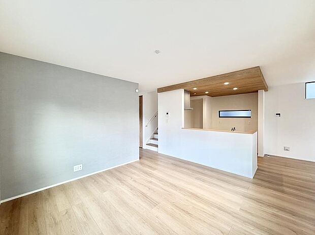 ■くつろぎと笑顔が集まる、心温まるリビング