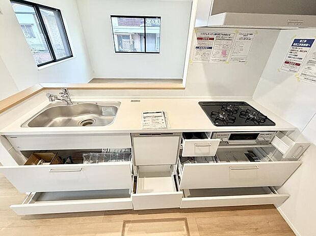 ■料理がもっと楽しくなる、快適なキッチン空間