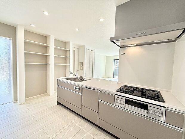 ■料理がもっと楽しくなる、快適なキッチン空間