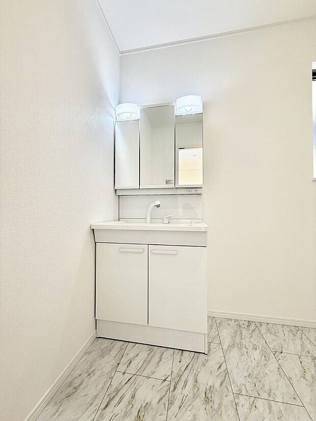 ■朝の準備がスムーズにできる広さです