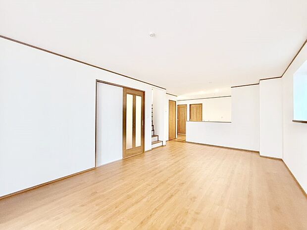 ■くつろぎと笑顔が集まる、心温まるリビング