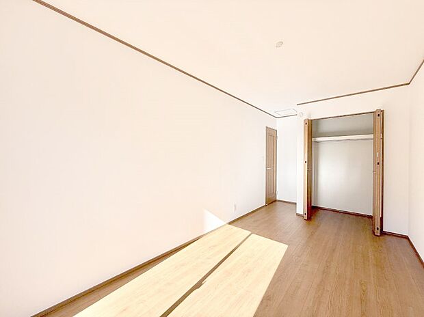 ■窓の配置や通気性の良い設計で部屋の空気がこもらず、常に新鮮な空気が流れます