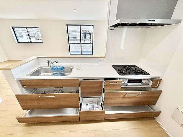 ■美味しい時間が生まれる、笑顔あふれるキッチン