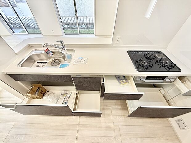 ■料理がもっと楽しくなる、快適なキッチン空間