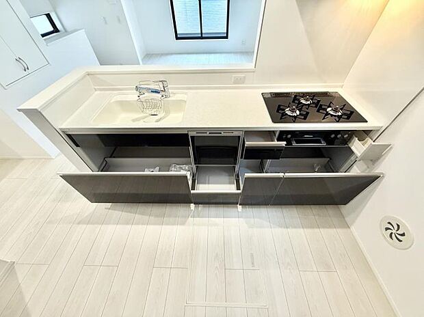 ■料理がもっと楽しくなる、快適なキッチン空間