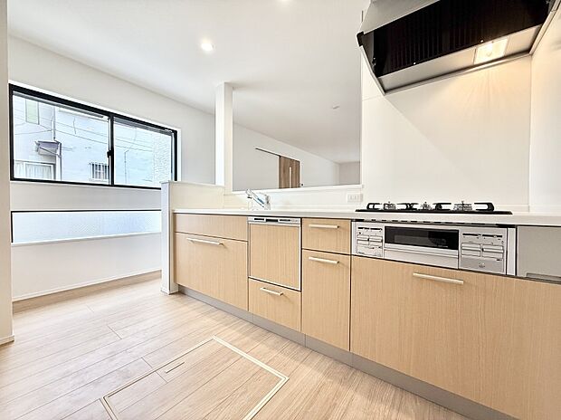 ■シンプルで美しく心地よい時間を生むキッチン空間