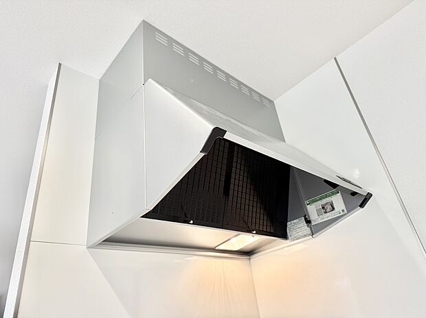 ■調理時の蒸気や匂いが換気扇に誘導され、効率的に排煙ができます。