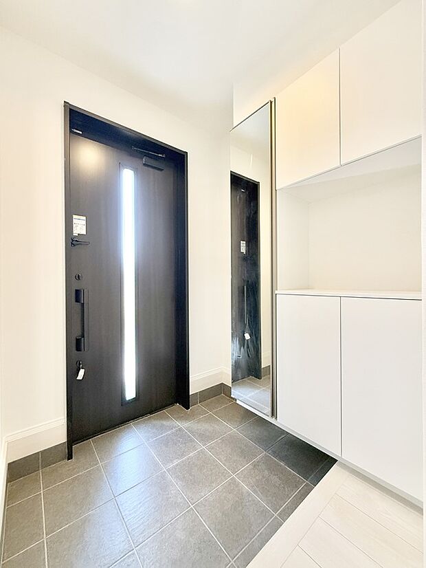 ■玄関はお家の顔！おしゃれな玄関でお客様をお迎え！