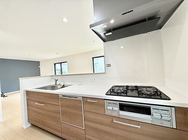 ■美味しい時間が生まれる、笑顔あふれるキッチン