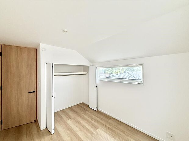 ■窓の配置や通気性の良い設計で部屋の空気がこもらず、常に新鮮な空気が流れます