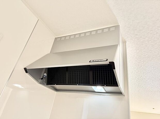 ■調理時の蒸気や匂いが換気扇に誘導され、効率的に排煙ができます。