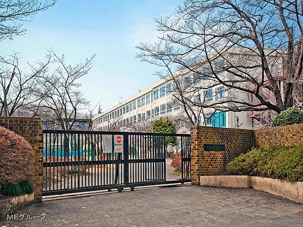 中学校 1300m 八王子市立長房中学校