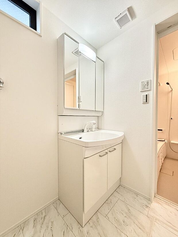 ■朝の準備がスムーズにできる広さです