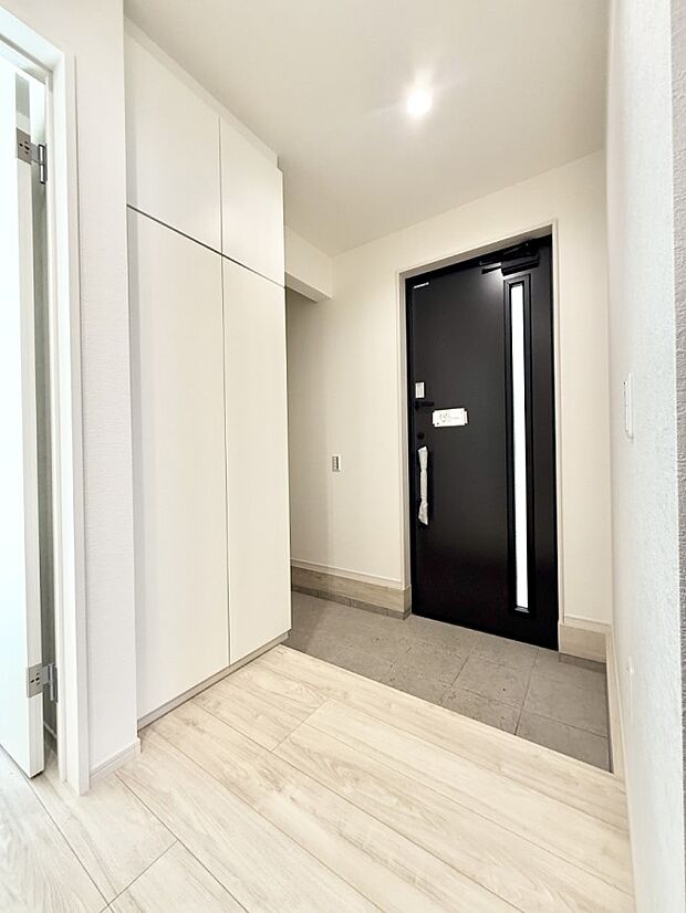 ■ シンプルで美しく、快適な暮らしの入り口