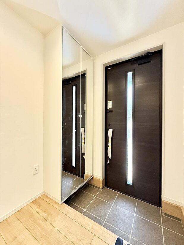 ■ シンプルで美しく、快適な暮らしの入り口