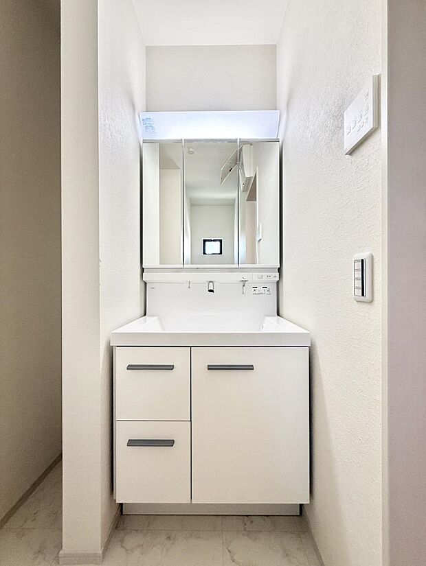 ■朝の準備がスムーズにできる広さです