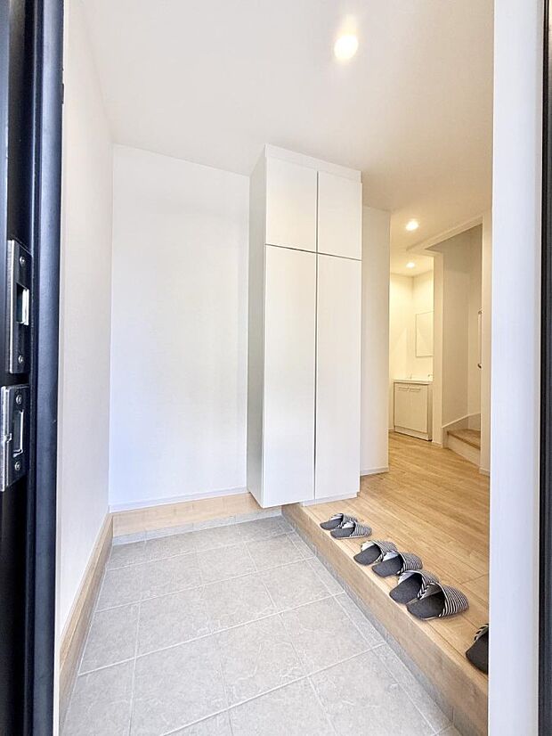 ■ ここから始まる一日、すっきり整った玄関