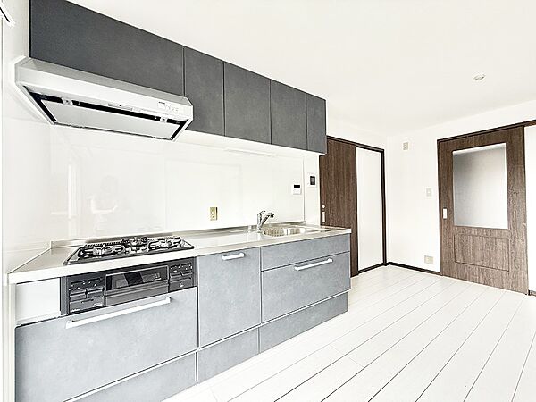 ■美味しい時間が生まれる、笑顔あふれるキッチン