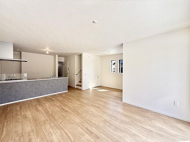 ■心落ち着く場所、ゆったり過ごせるリビング