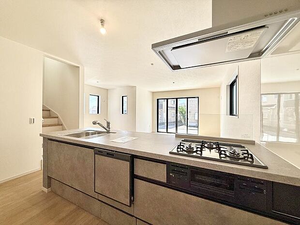 ■家族の絆を深める、温もりのあるキッチン