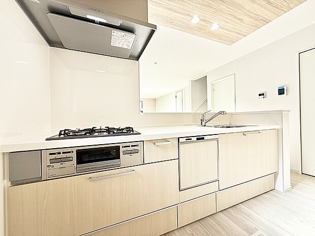 ■家族の絆を深める、温もりのあるキッチン