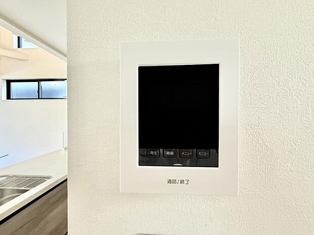 ■画面でしっかり確認でき防犯対策に最適