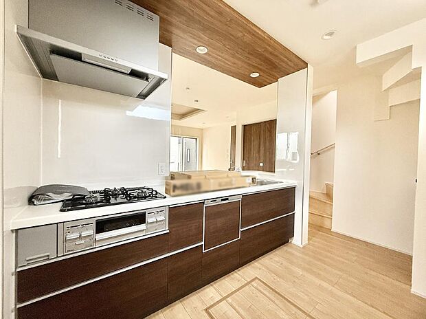 ■家族の絆を深める、温もりのあるキッチン