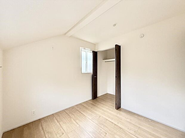 ■窓の配置や通気性の良い設計で部屋の空気がこもらず、常に新鮮な空気が流れます