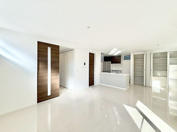 ■心落ち着く場所、ゆったり過ごせるリビング