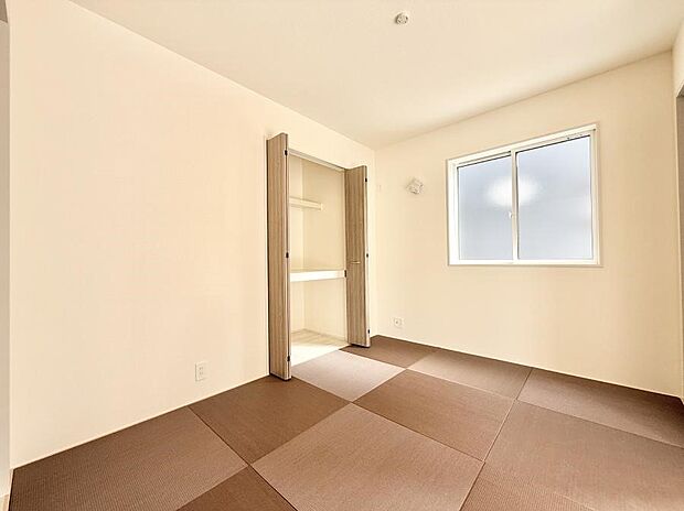 ■落ち着いた色合いのお部屋で穏やかな時間を楽しめます