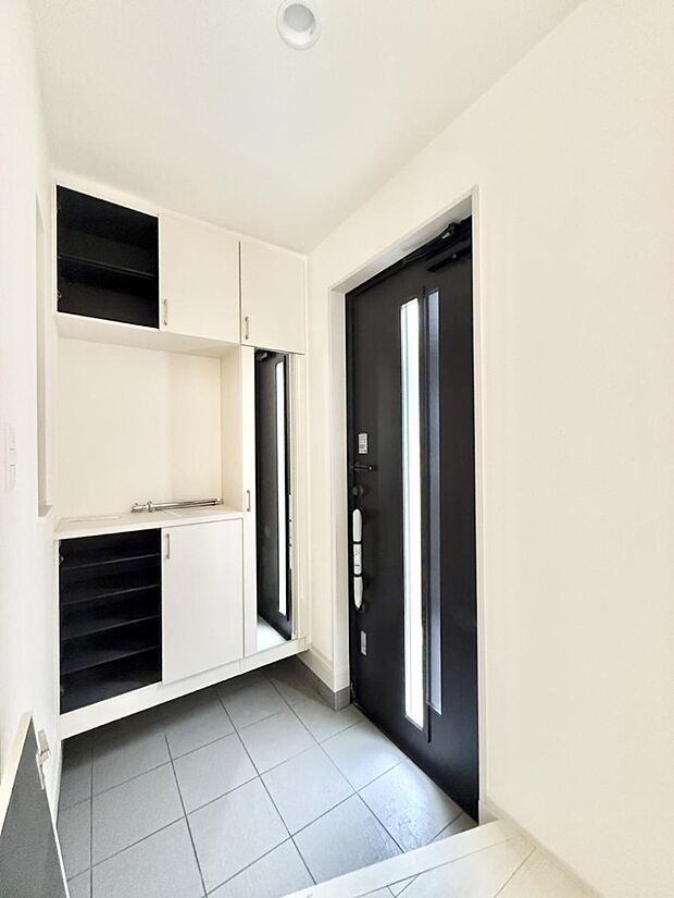 ■玄関はお家の顔！おしゃれな玄関でお客様をお迎え！