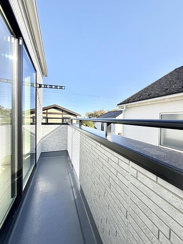 ■ 季節の移ろいを感じられる開放的な空間です