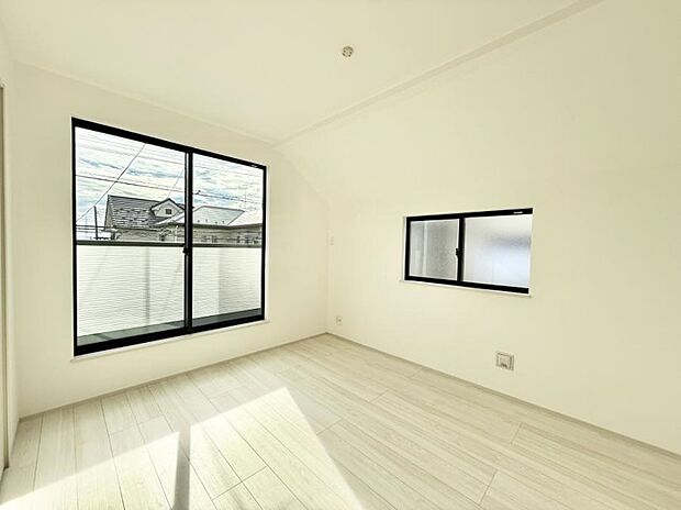 ■落ち着いた雰囲気のお部屋で心が安らぐ空間