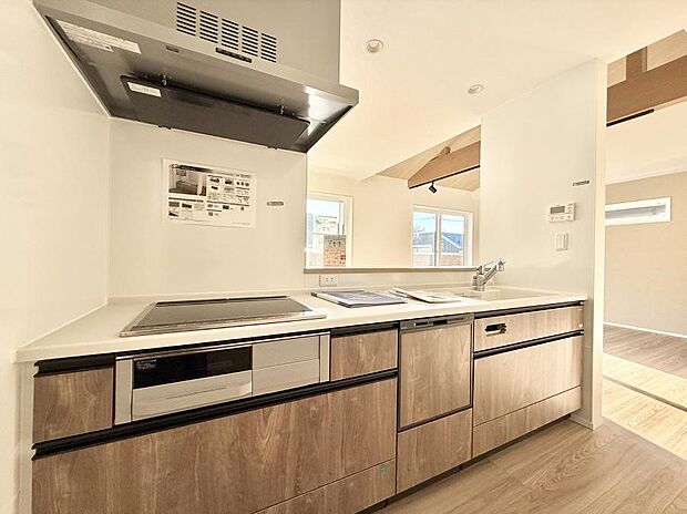 ■美味しい時間が生まれる、笑顔あふれるキッチン