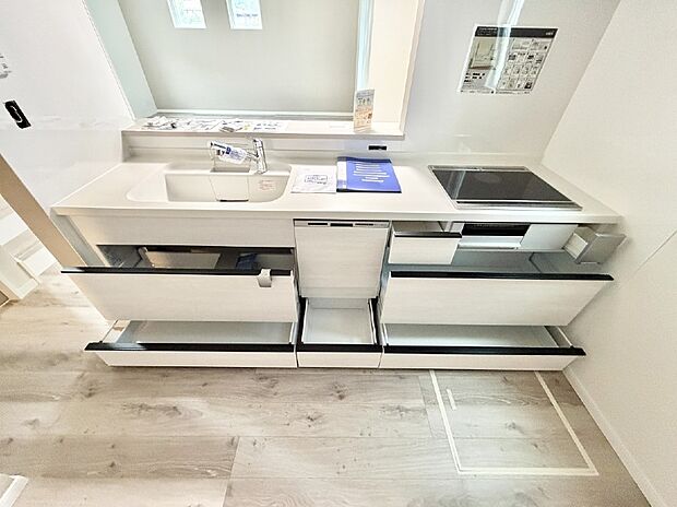 ■家族の絆を深める、温もりのあるキッチン