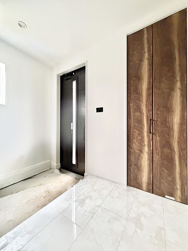 ■ シンプルで美しく、快適な暮らしの入り口