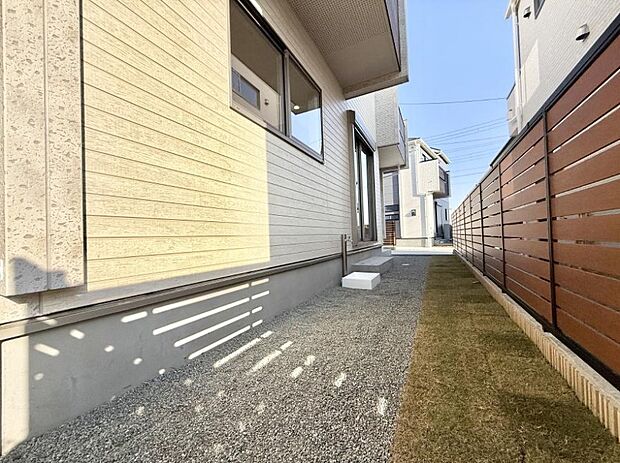 ■日々の暮らしにやさしさを添える、緑のある共用スペース