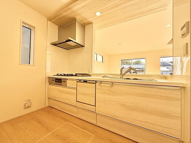 ■シンプルで機能的、毎日使いやすいキッチン