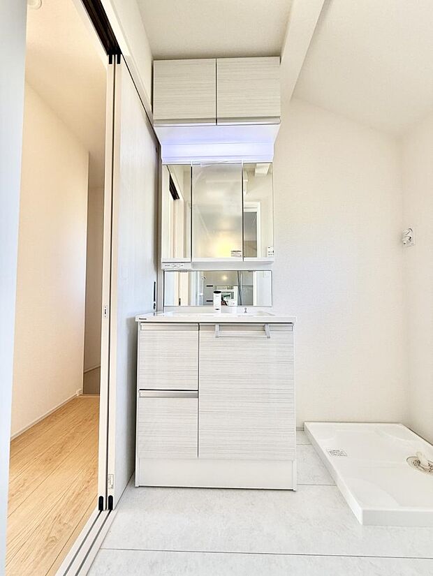 ■朝の準備がスムーズにできる広さです