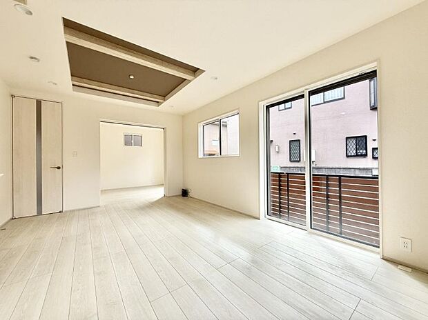 ■くつろぎと笑顔が集まる、心温まるリビング