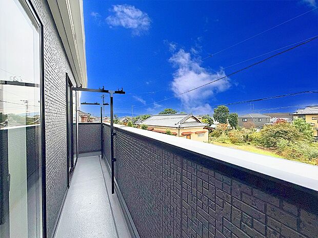 ■ 季節の移ろいを感じられる開放的な空間です