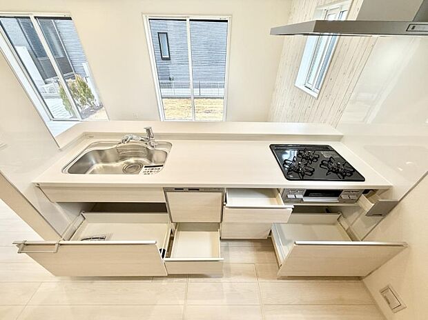 ■家族の絆を深める、温もりのあるキッチン