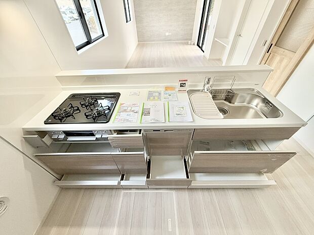 ■料理がもっと楽しくなる、快適なキッチン空間