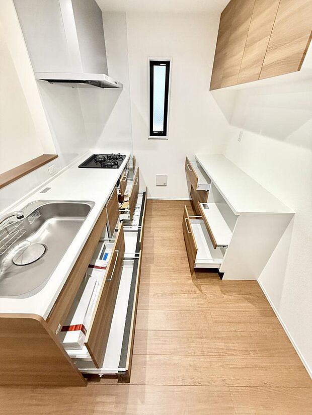 ■料理がもっと楽しくなる、快適なキッチン空間