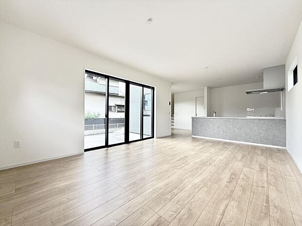 ■くつろぎと笑顔が集まる、心温まるリビング