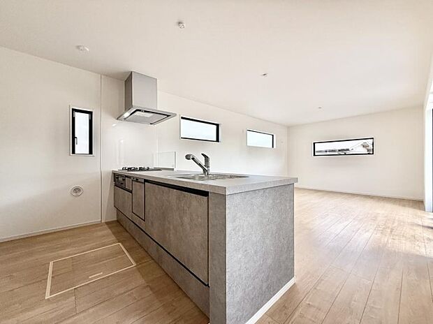 ■家族の絆を深める、温もりのあるキッチン