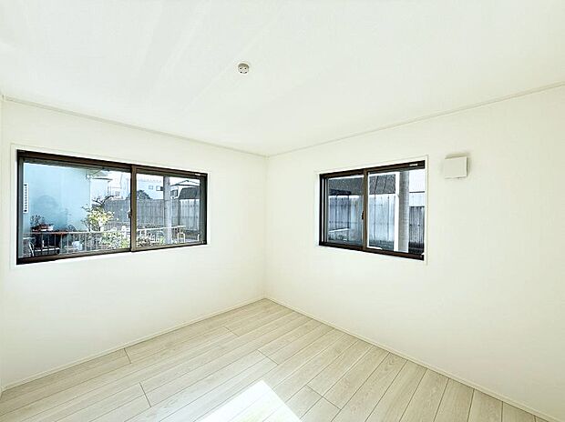 ■窓の配置や通気性の良い設計で部屋の空気がこもらず、常に新鮮な空気が流れます